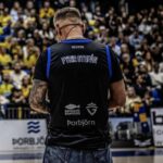 att-k9vbbuuk23jkhe9mbzdklbzst5x1wobx5jcccdov3co-3 Fyrir Stefán - Barnasett gult